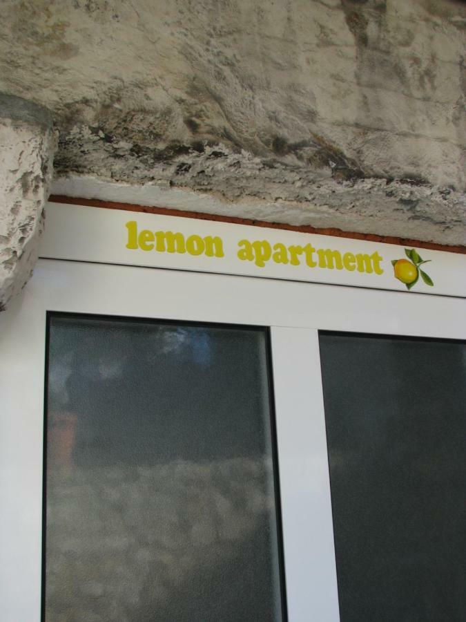 Apartments And Room Lemon Vis Exterior foto